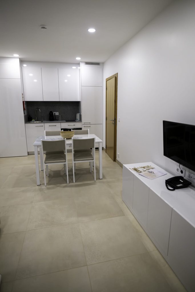 https://residenciasgradissimo.com/wp-content/uploads/2026/05/7-683x1024.jpeg